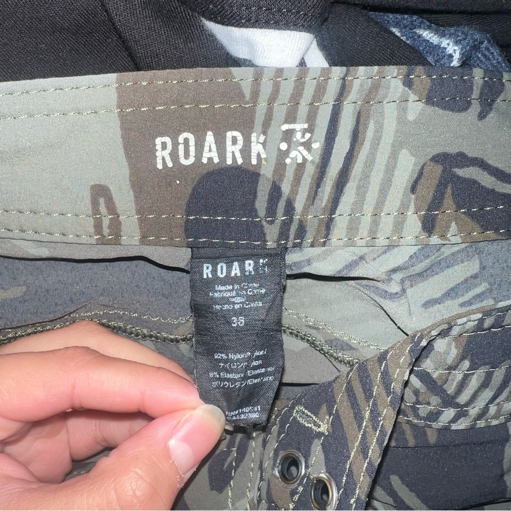 Roark Printed Army Green 5 Pocket Board Shorts Size: 38 Flawed - Picture 2 of 11